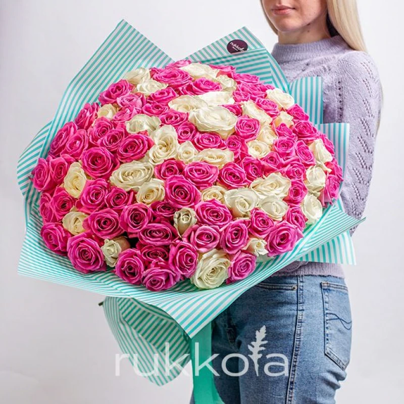 101 белая и розовая роза