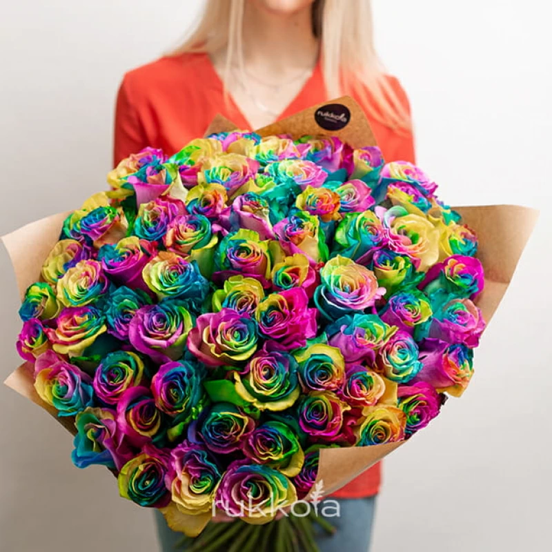 101 радужная роза