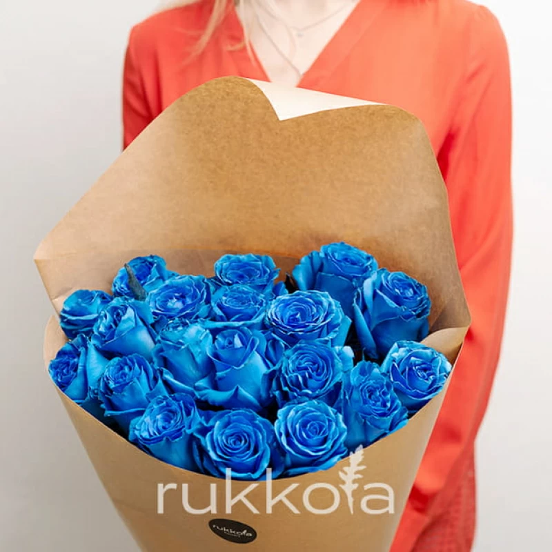 19 синих роз