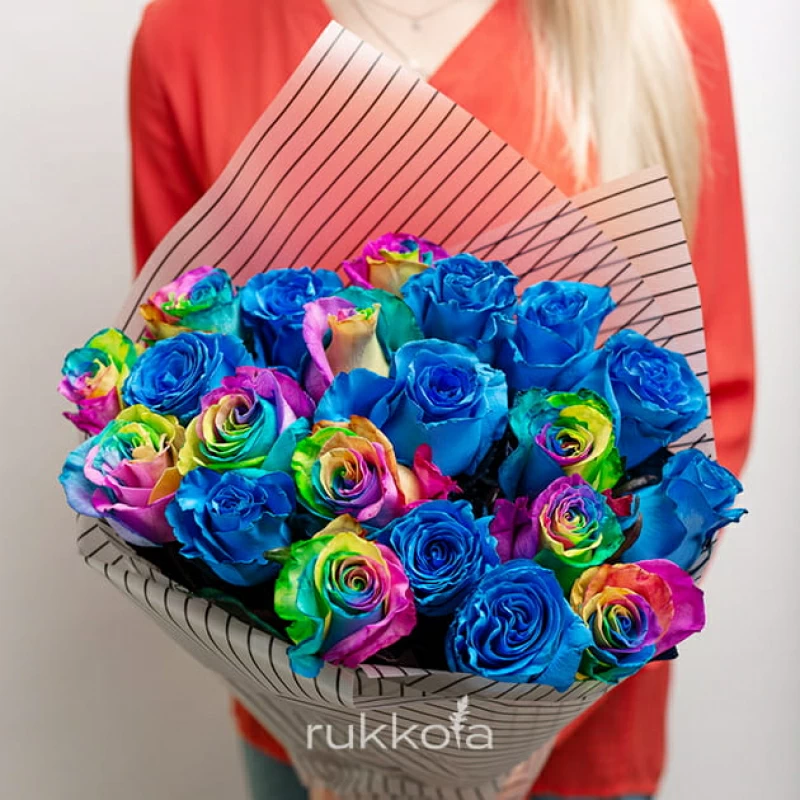 21 синяя и радужная роза