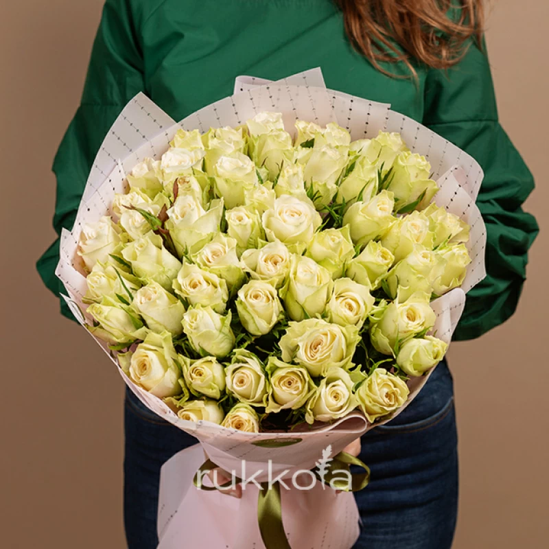 51 белая роза (Кения)