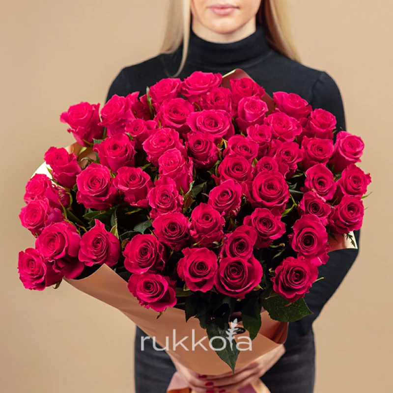 55 малиновых роз Пинк Флоид (Эквадор)