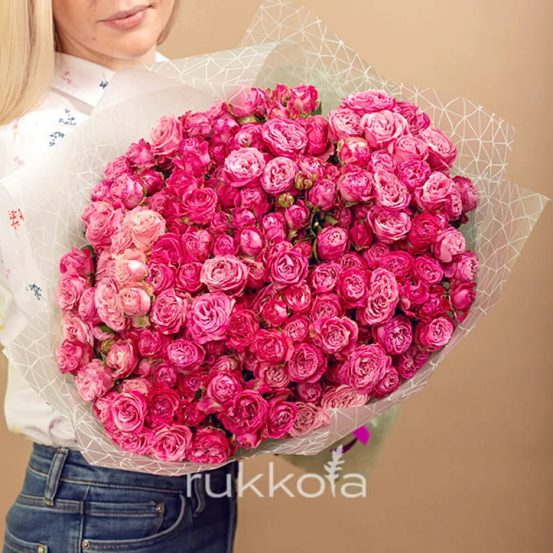 51 розовая кустовая роза