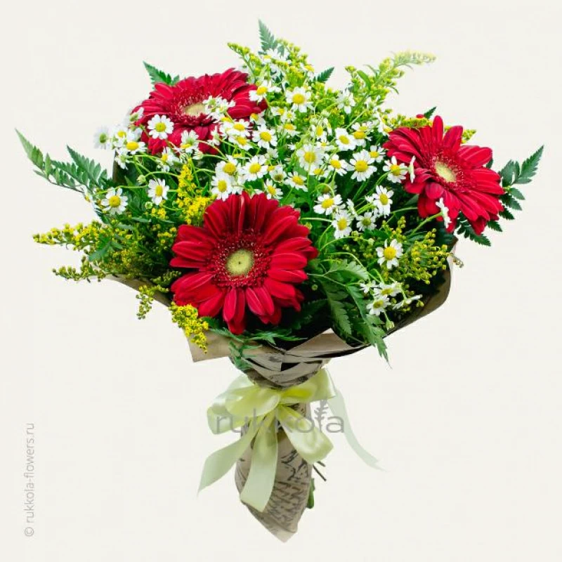 Букет ромашек с герберами
